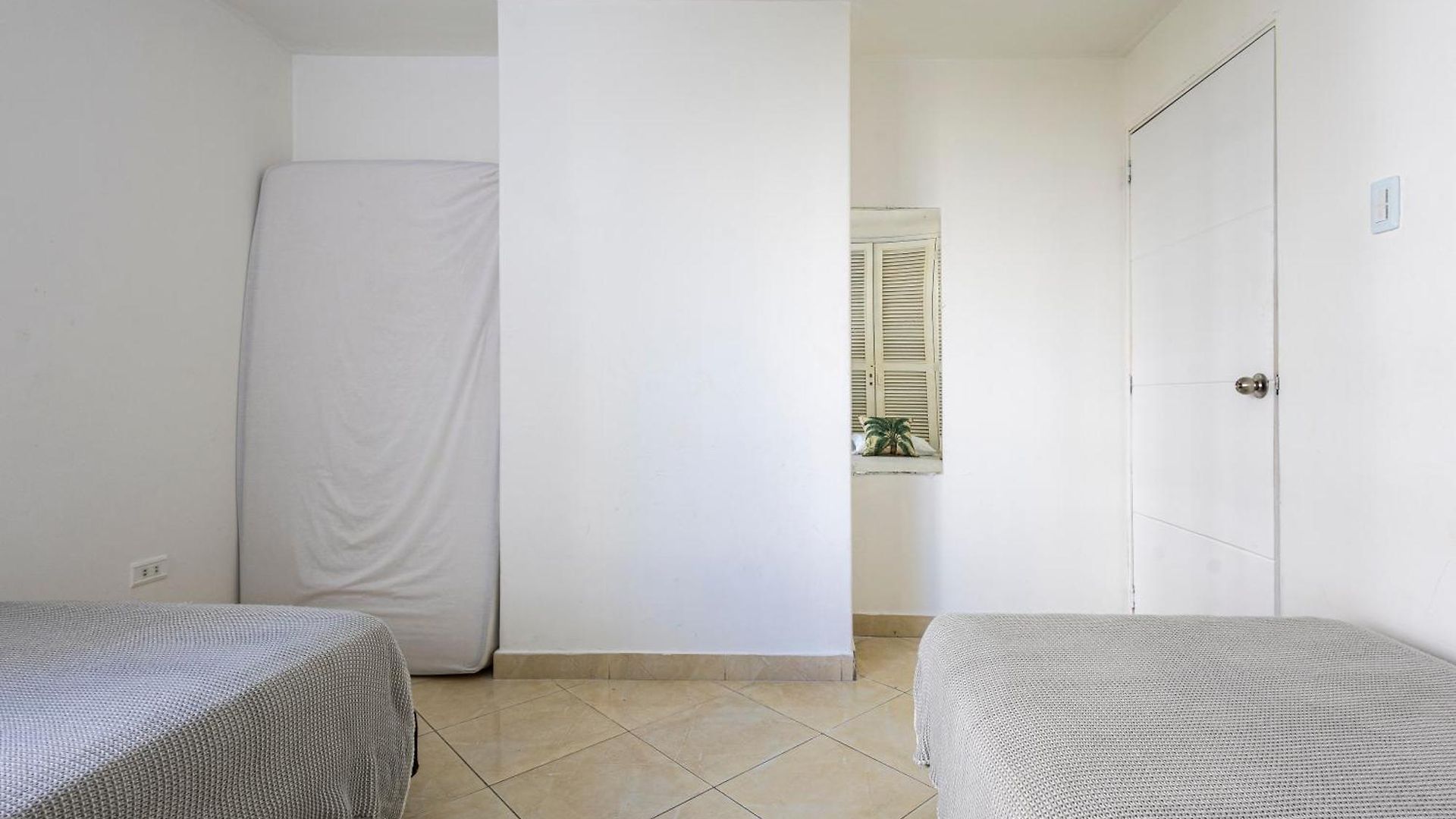 Apto 837 Apartment