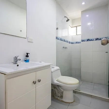 Apto 837 Apartamento *